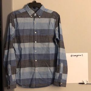 American Eagle button up